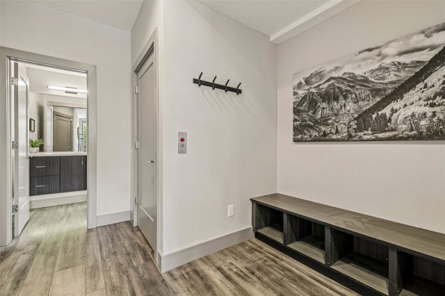 184 Caravelle Drive 20 photo 16