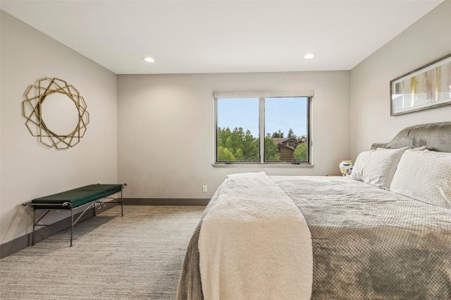 184 Caravelle Drive 20 photo 34