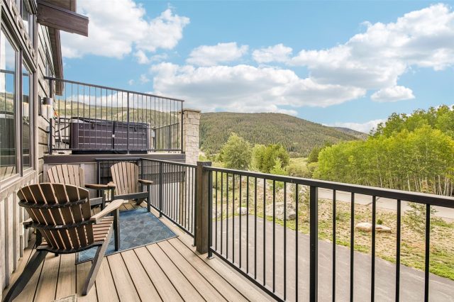 184 Caravelle Drive 20 photo 38