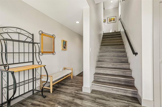 184 Caravelle Drive 20 photo 5