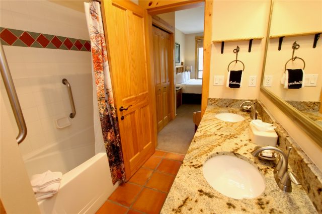 172 Copper Circle 406 photo 17