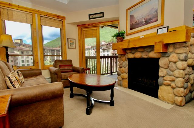 172 Copper Circle 406 photo 2