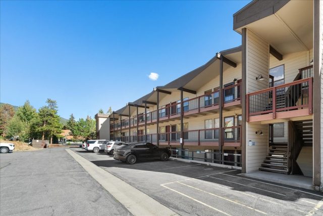 244 Lodgepole Street 33 photo 25