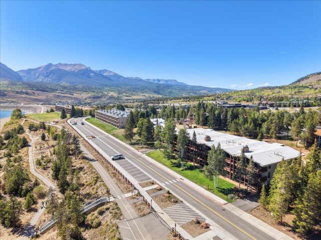 244 Lodgepole Street 33 photo 30