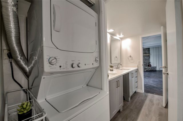 222 Creekside Drive 317 photo 16