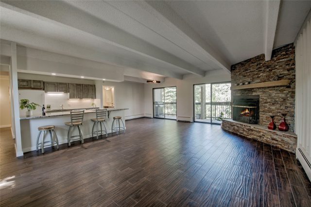 222 Creekside Drive 317 photo 3