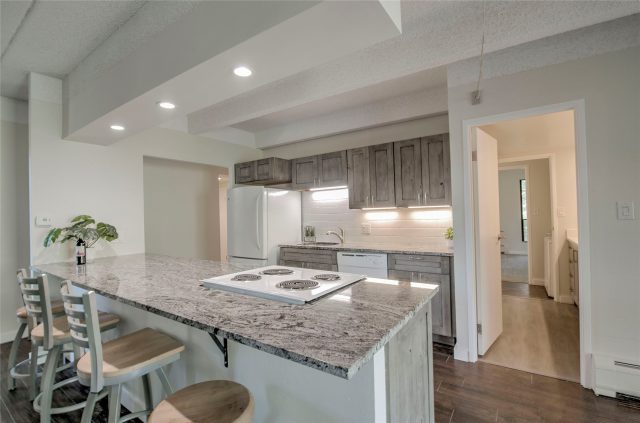 222 Creekside Drive 317 photo 7