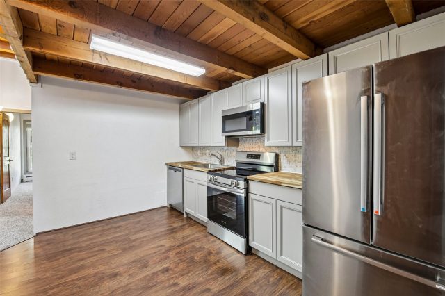 8100 Ryan Gulch Road 305 photo 7
