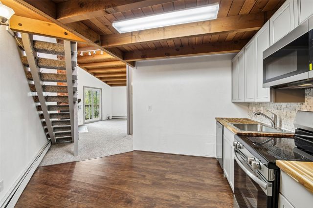 8100 Ryan Gulch Road 305 photo 9