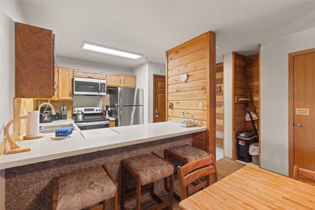 305 S Park Avenue 305 photo 10