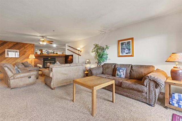 305 S Park Avenue 305 photo 15