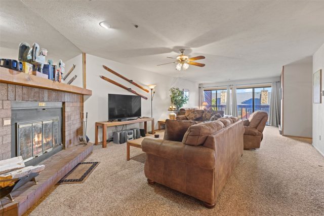 305 S Park Avenue 305 photo 4