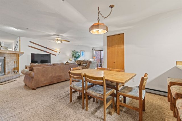 305 S Park Avenue 305 photo 7