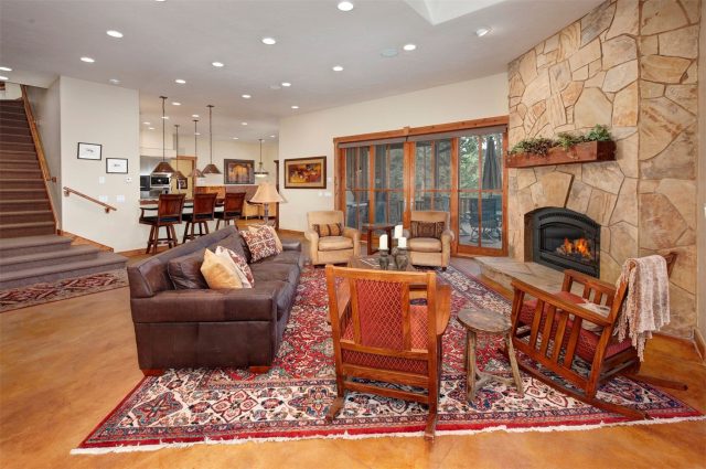 49 Edelweiss Circle photo 3
