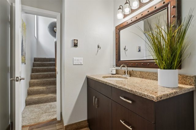 309 Creekside Drive photo 18