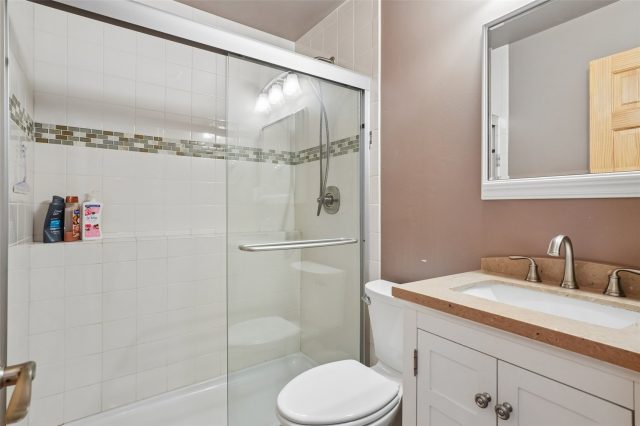 309 Creekside Drive photo 25