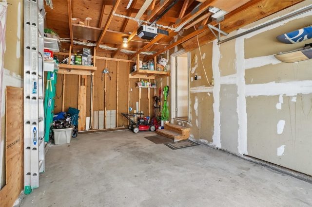 309 Creekside Drive photo 38