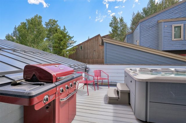 309 Creekside Drive photo 39