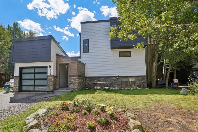 309 Creekside Drive photo 3