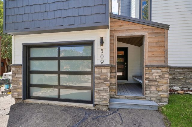 309 Creekside Drive photo 4