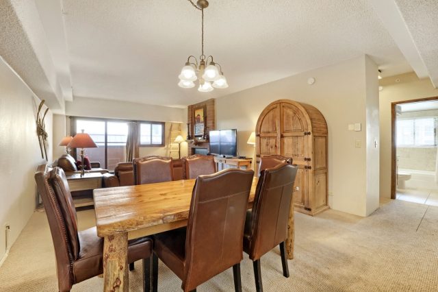 555 S Park Avenue 2205 photo 7