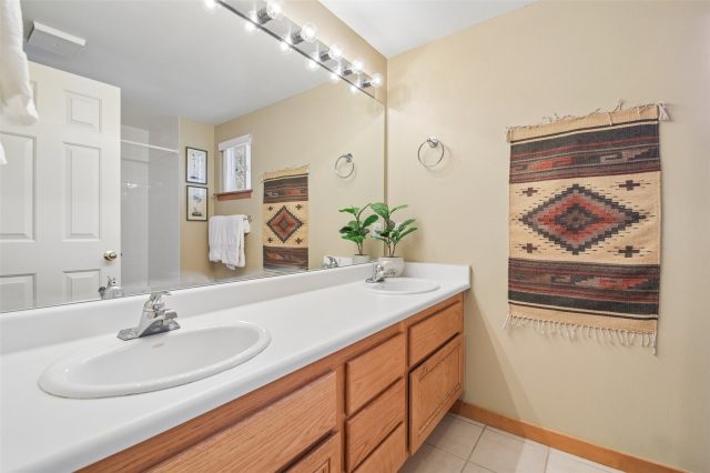 102 Blue Grouse Lane photo 21
