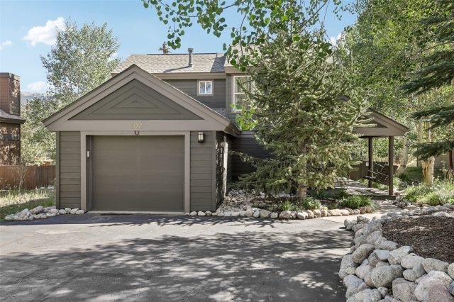 102 Blue Grouse Lane photo 32
