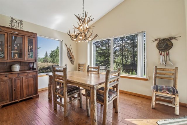 102 Blue Grouse Lane photo 6