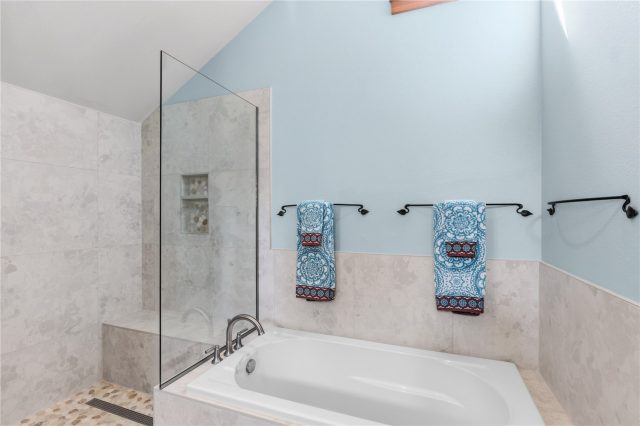 226 Alpen Rose Place 8725 photo 3