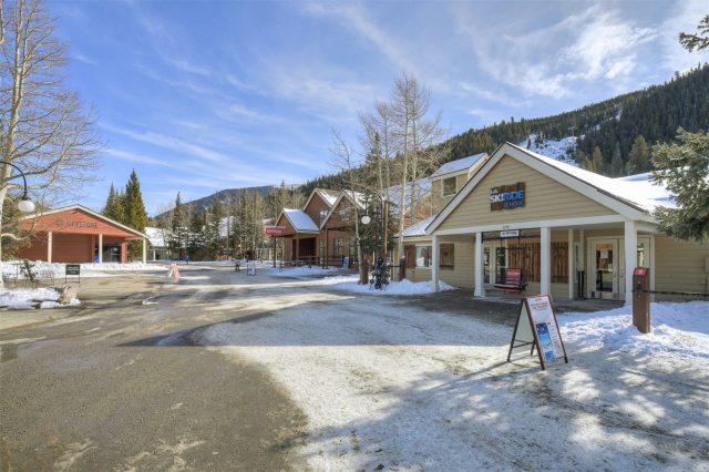1513 E Keystone Road 21 photo 32