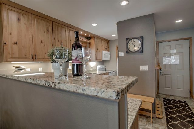 450 W Main Street 315 photo 8