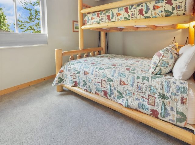 370 E La Bonte Street 101 photo 12