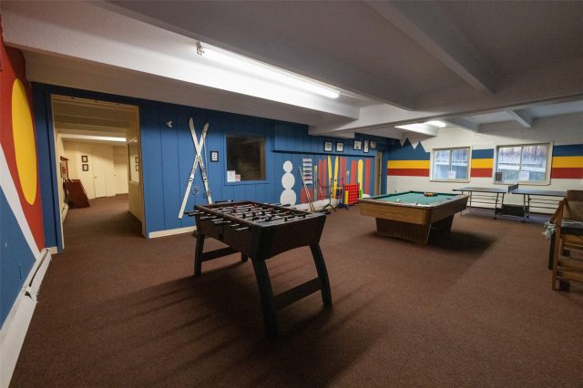 370 E La Bonte Street 101 photo 24