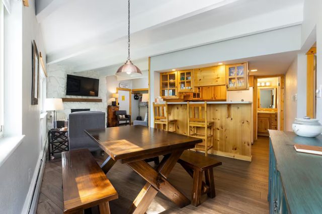 370 E La Bonte Street 101 photo 6