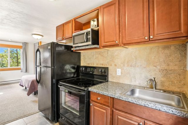 382 Hummingbird Circle photo 31