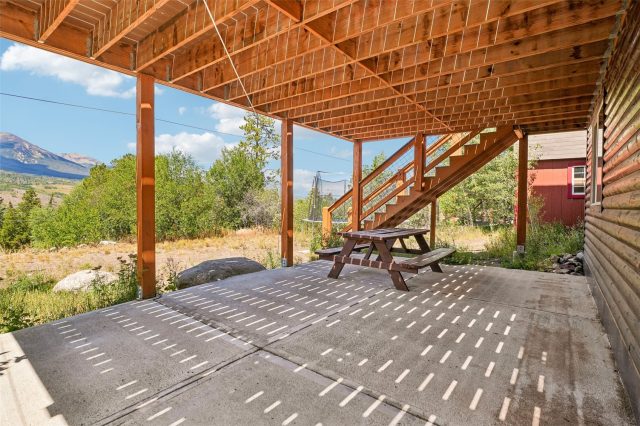 382 Hummingbird Circle photo 41