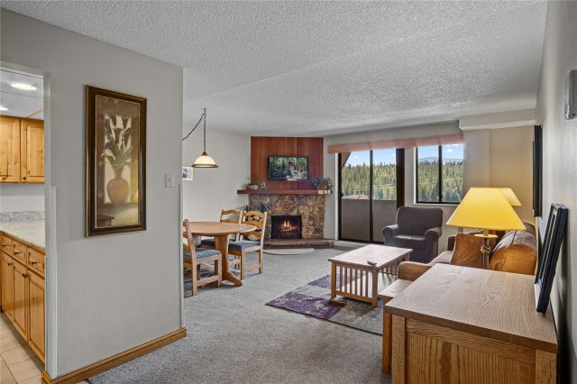 631 Village Road 33390 photo 2