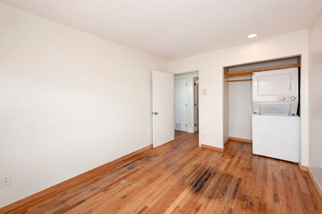 258 Cove Boulevard 11 photo 20