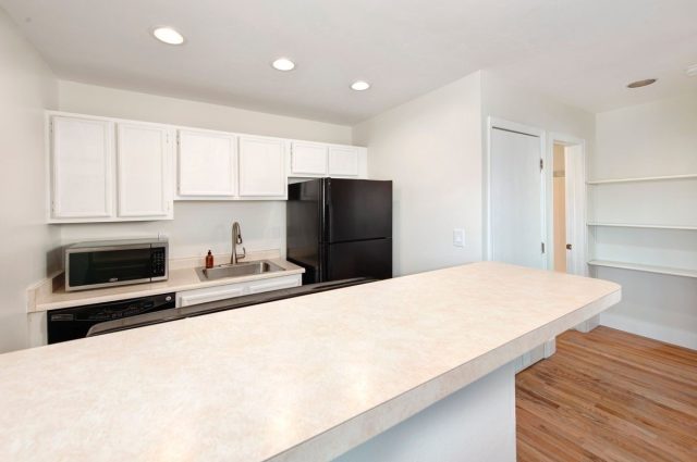 258 Cove Boulevard 11 photo 6