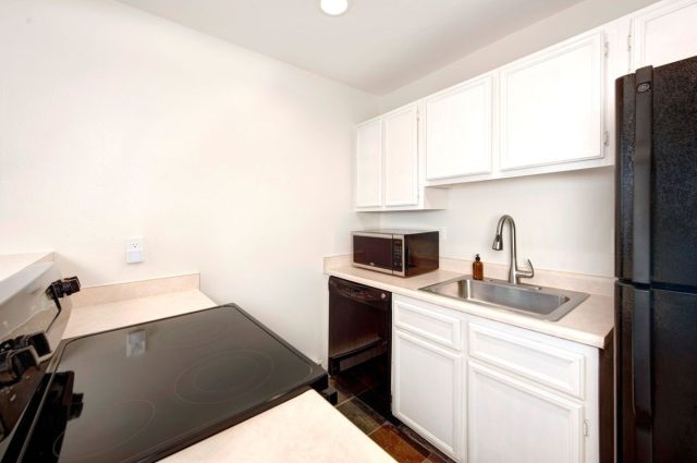 258 Cove Boulevard 11 photo 9