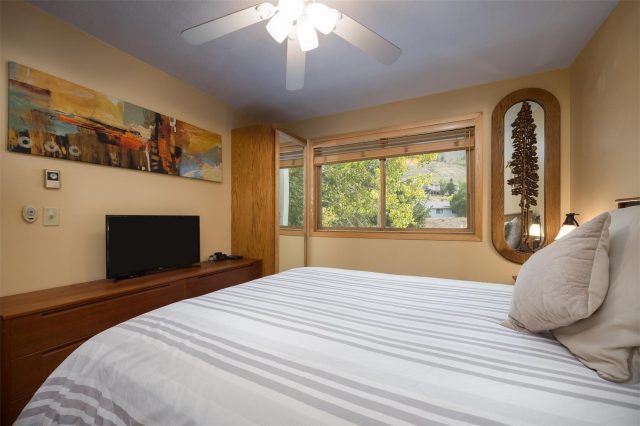 460 Tenderfoot Street 207 photo 27