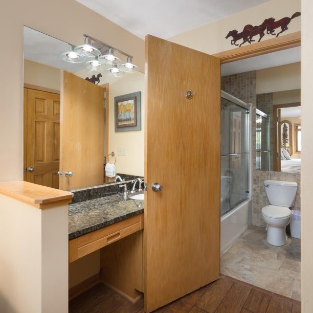 460 Tenderfoot Street 207 photo 34