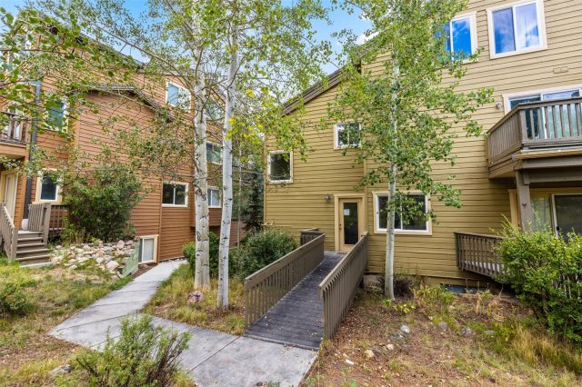 4020 Silverheels Drive 9 photo 38