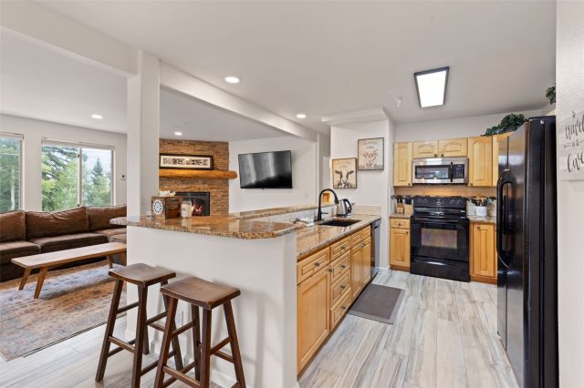 4020 Silverheels Drive 9 photo 9