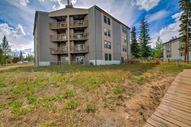 4400 Lodge Pole Circle H204 photo 18