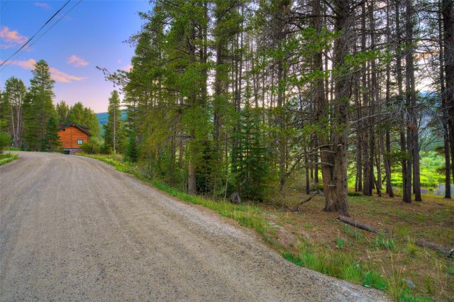 623 Blue River Road photo 4