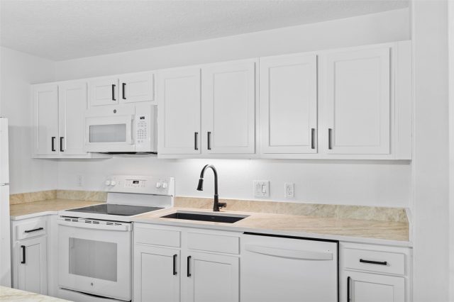 1127 9000 Divide Road 102 photo 16