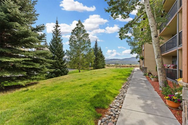 1127 9000 Divide Road 102 photo 32