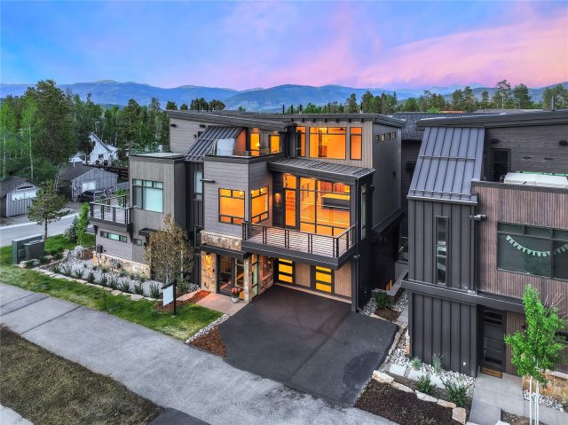 Duplex in Chalets On 2nd, Frisco, CO (MLS S1071367)