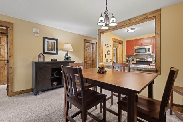 21680 Us Highway 6 2069 photo 16
